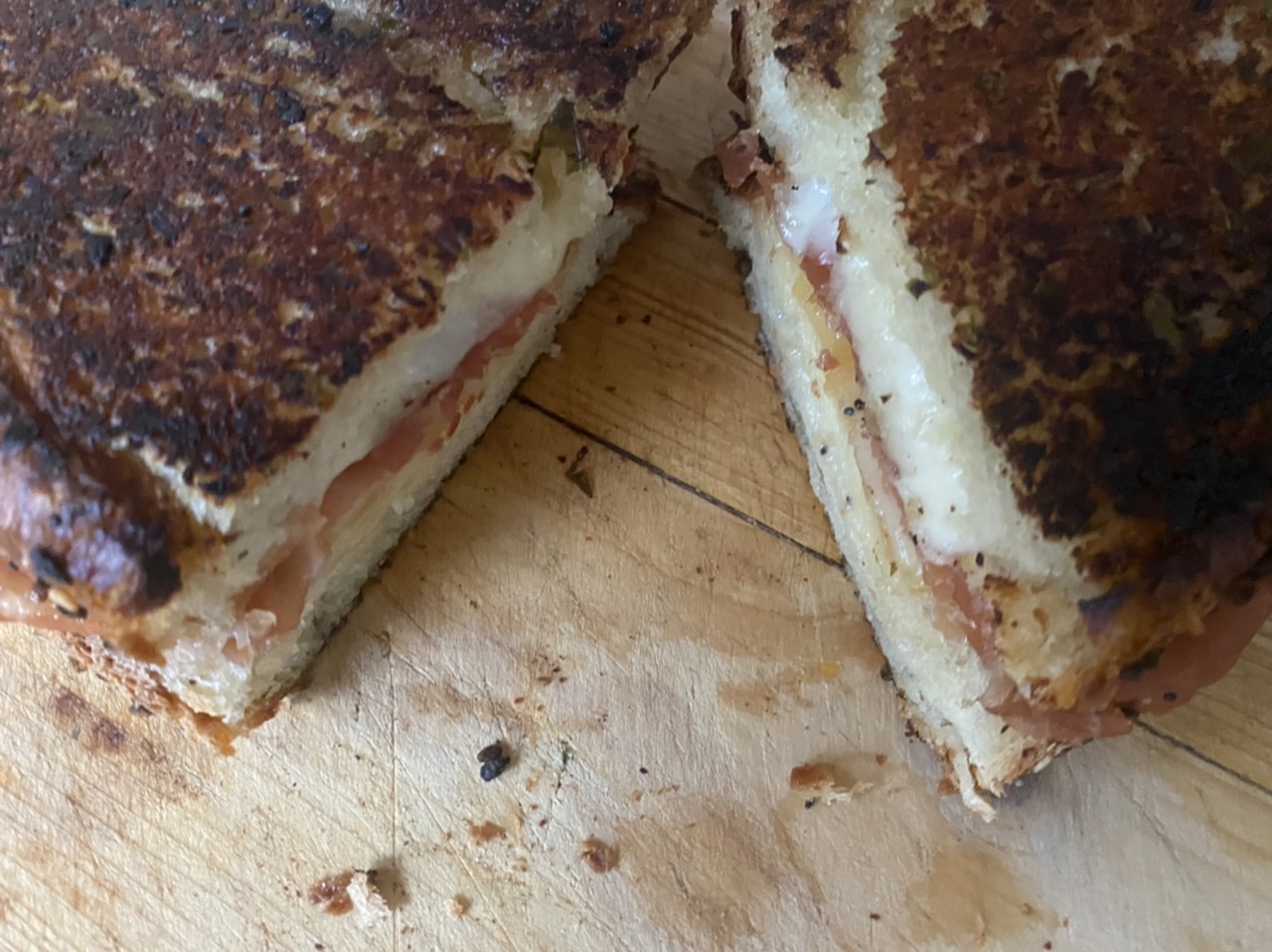 22E1F72F DA74 40B6 BE58 499BD7CF3555 - Ultimate Grilled Cheese with Crispy Prosciutto on Everything Bread