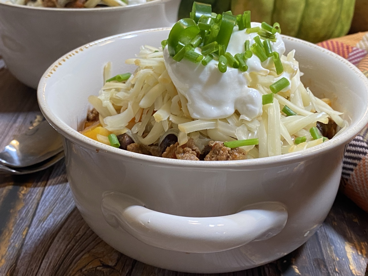 38F3D6D2 07C3 4D66 9B9C CD9B0E9BFFFC - Slow Cooker Loaded Chili with Apple Cider