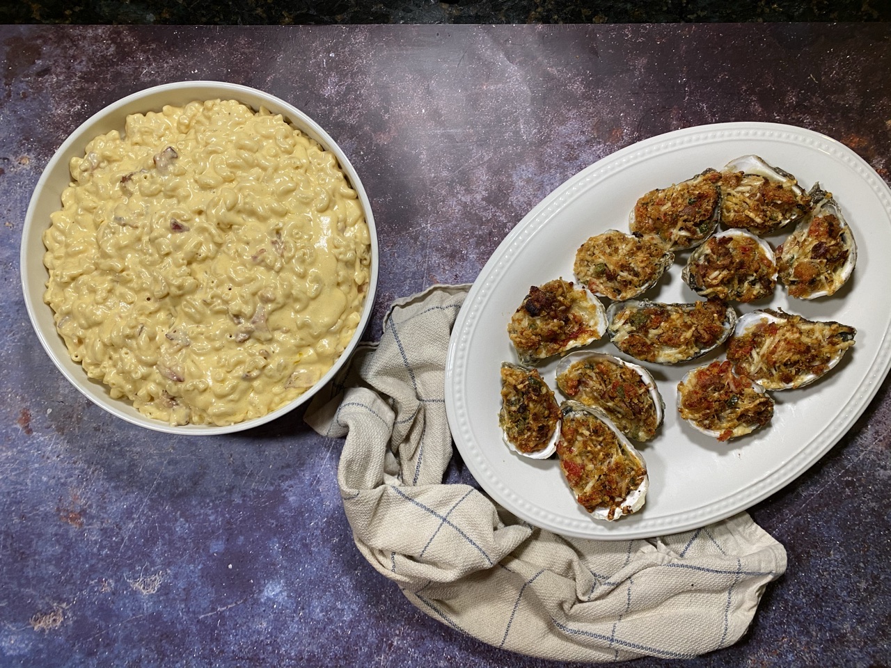 25986BF7 E02A 455B 8940 7B7EDB9375A7 - Sorry Charlie’s Copycat Casino Baked Oysters with Savory Macaroni & Cheese