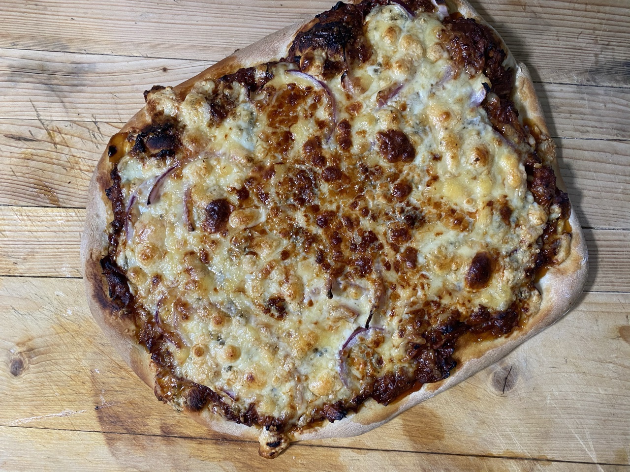 333CE165 7639 4E7D 8DB2 6A9AE3515C47 - BBQ Chicken Pizza with Red Onions, Gorgonzola, & Smoked Gouda