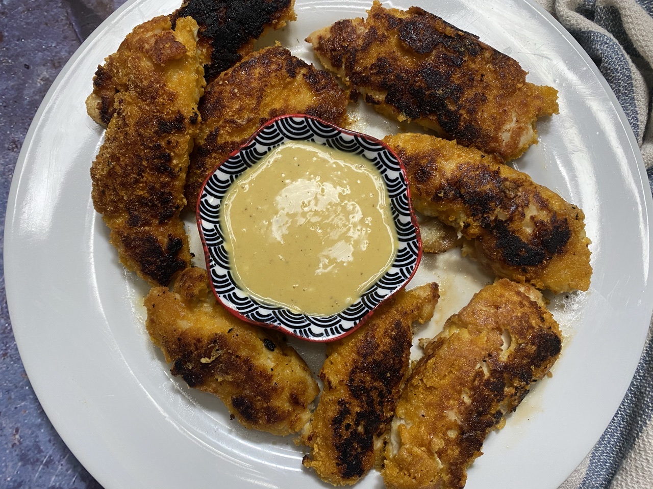 4254312E E21F 4819 936E 33948E66A35E - Ritzy Cap’n Crunch Chicken with Honey Mustard Dip