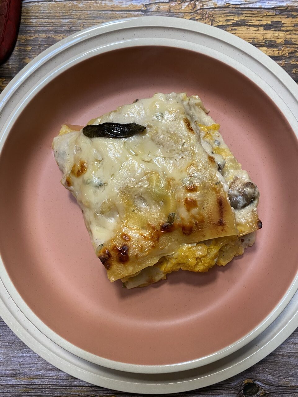 7110BFE8 6F49 4495 9B10 015DB93D6943 e1603468772256 - Butternut Squash Lasagna with a Mushroom Béchamel