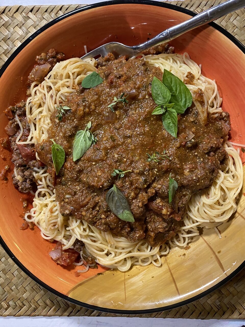 B60402BB 5721 472C B781 2B77DBFD1E85 e1604086314438 - How to Make the Most Flavorful Homemade Spaghetti Sauce from Scratch