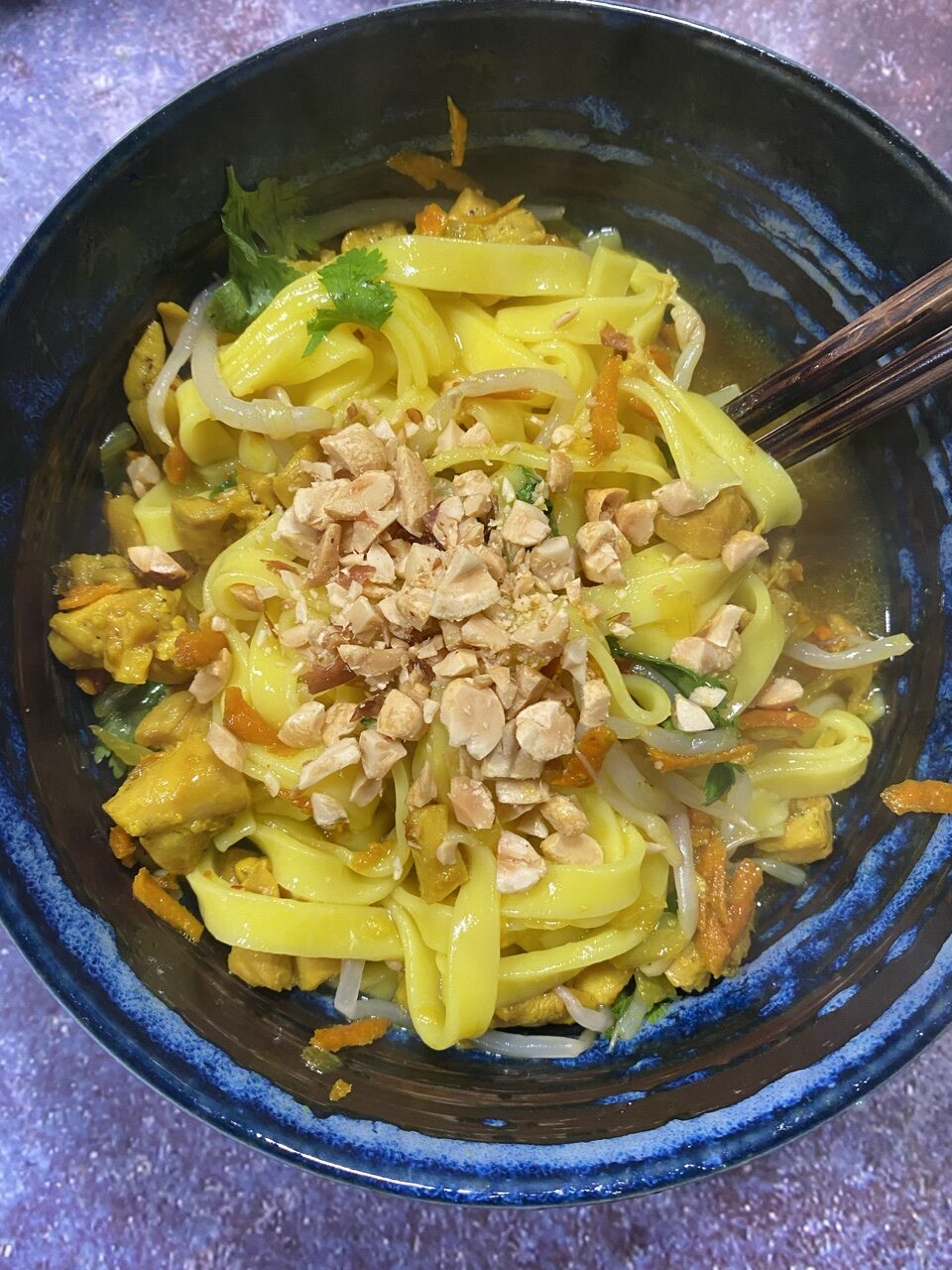 F4F42DC6 5865 44DF AA65 074D8E5EC76F e1604175058162 - Mì Quàng Gà- Vietnamese Turmeric Noodles with Chicken