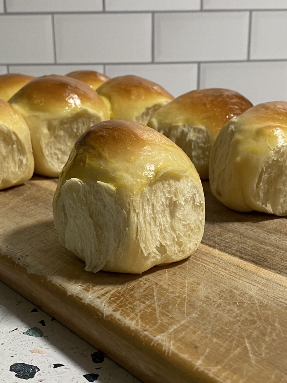 0C1F0E55 B30B 49FE B548 1DA52660E3D5 e1605736175622 - Half-Batch Hawaiian Rolls for a Small Thanksgiving Dinner