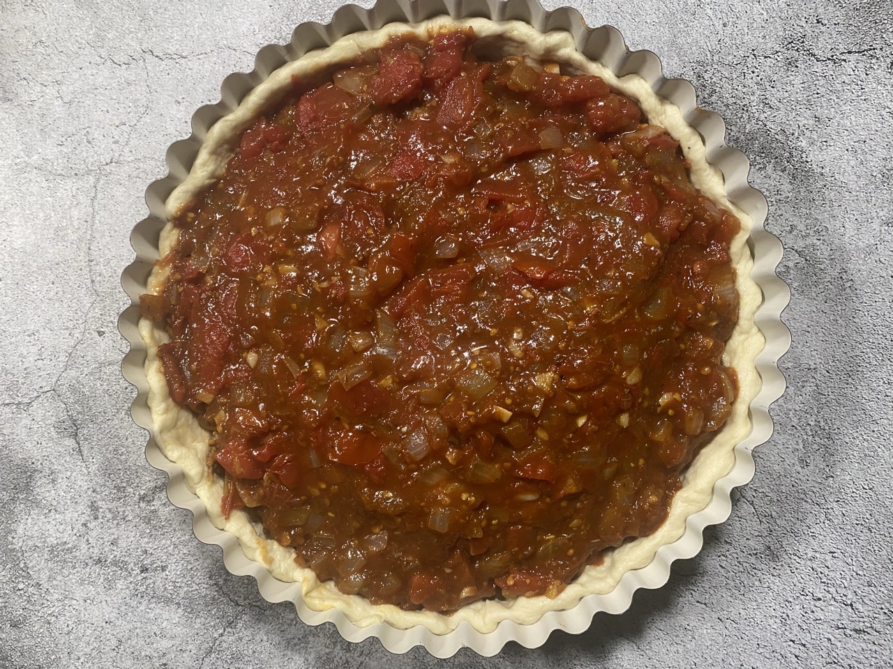 6526DBE3 FB69 4D61 A9F6 B1F4B4AA34CA - Loaded Spicy Chicago Style Deep Dish Pizza