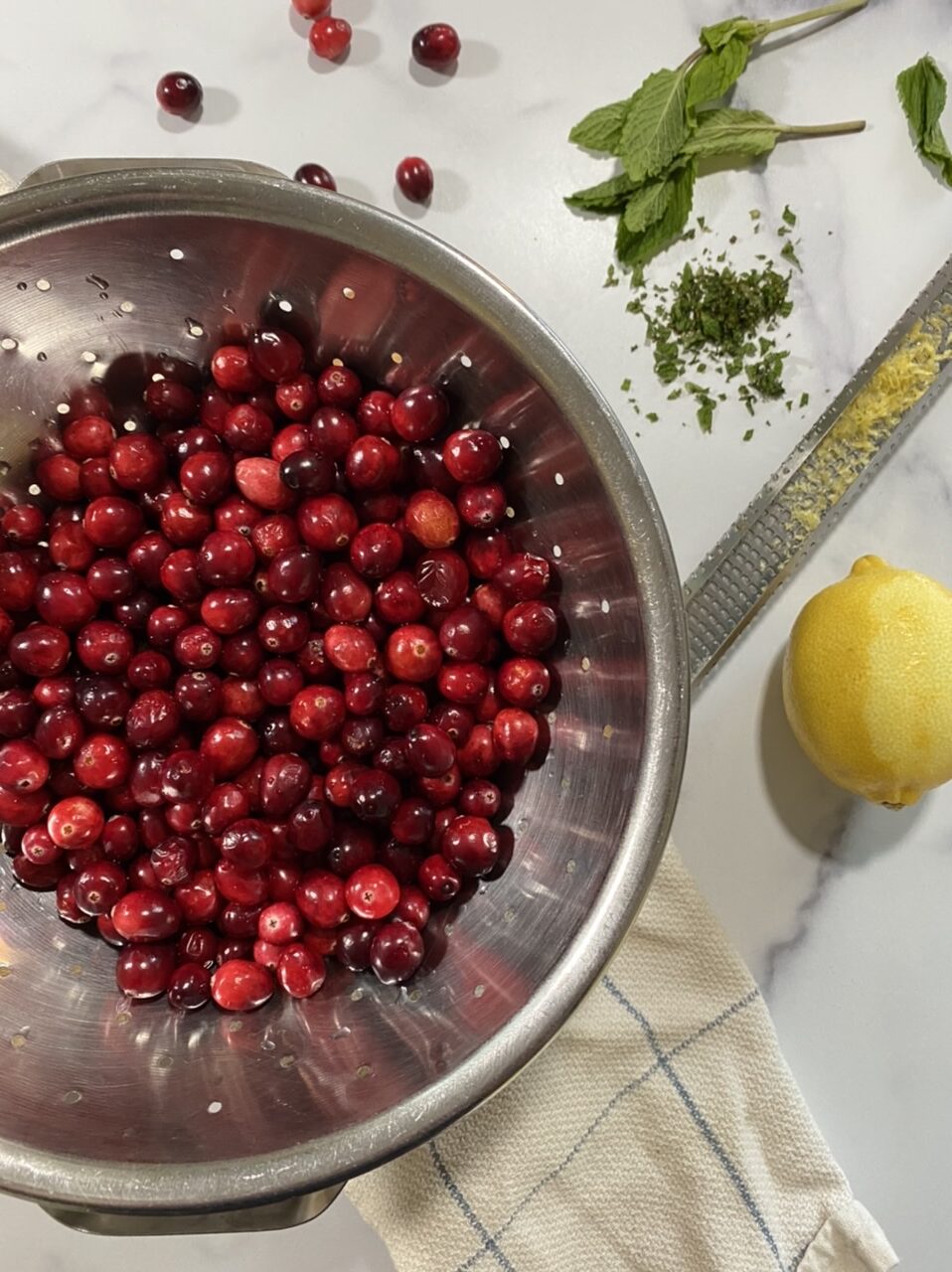 8007306D E078 4A97 B6E9 6608EE89F3A9 e1606255214883 - The Best Citrusy Apple Cider Cranberry Sauce