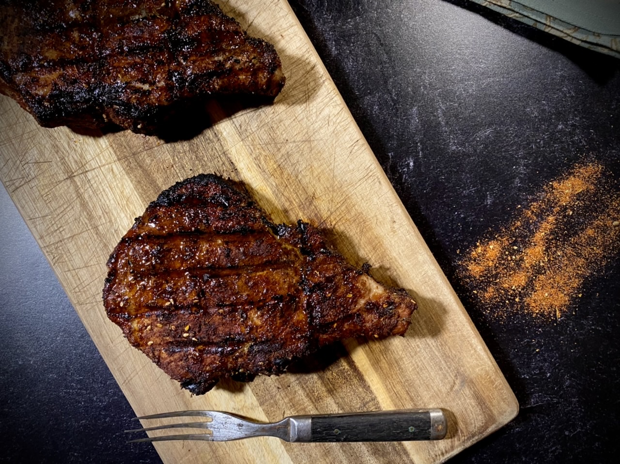 238F05EB D752 4D69 9E8F B5C21DB1955B - Kansas City Pork Chops with a Smoky Mole Rub