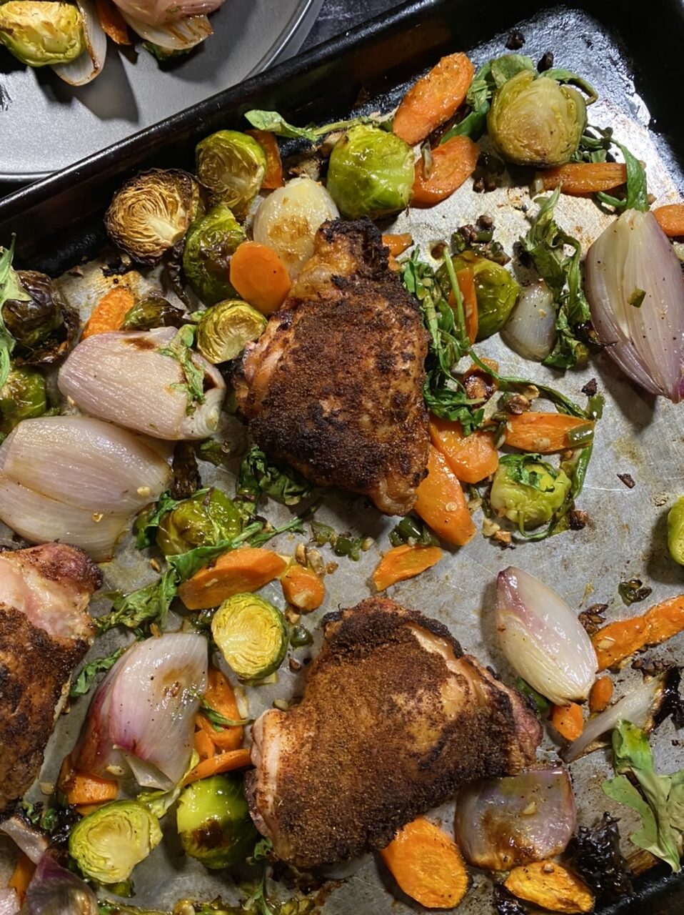 291A4E30 65CA 4207 BD5A A11E66845AF3 e1609874155405 - One Sheet Zesty Chicken with Brussel Sprouts, Shallots, Carrots, & Arugula