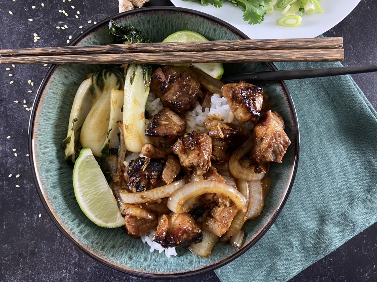 74401159 8310 4A6D 9665 E5C682AD8FDE - How to Make Vietnamese-Style Caramelized Pork