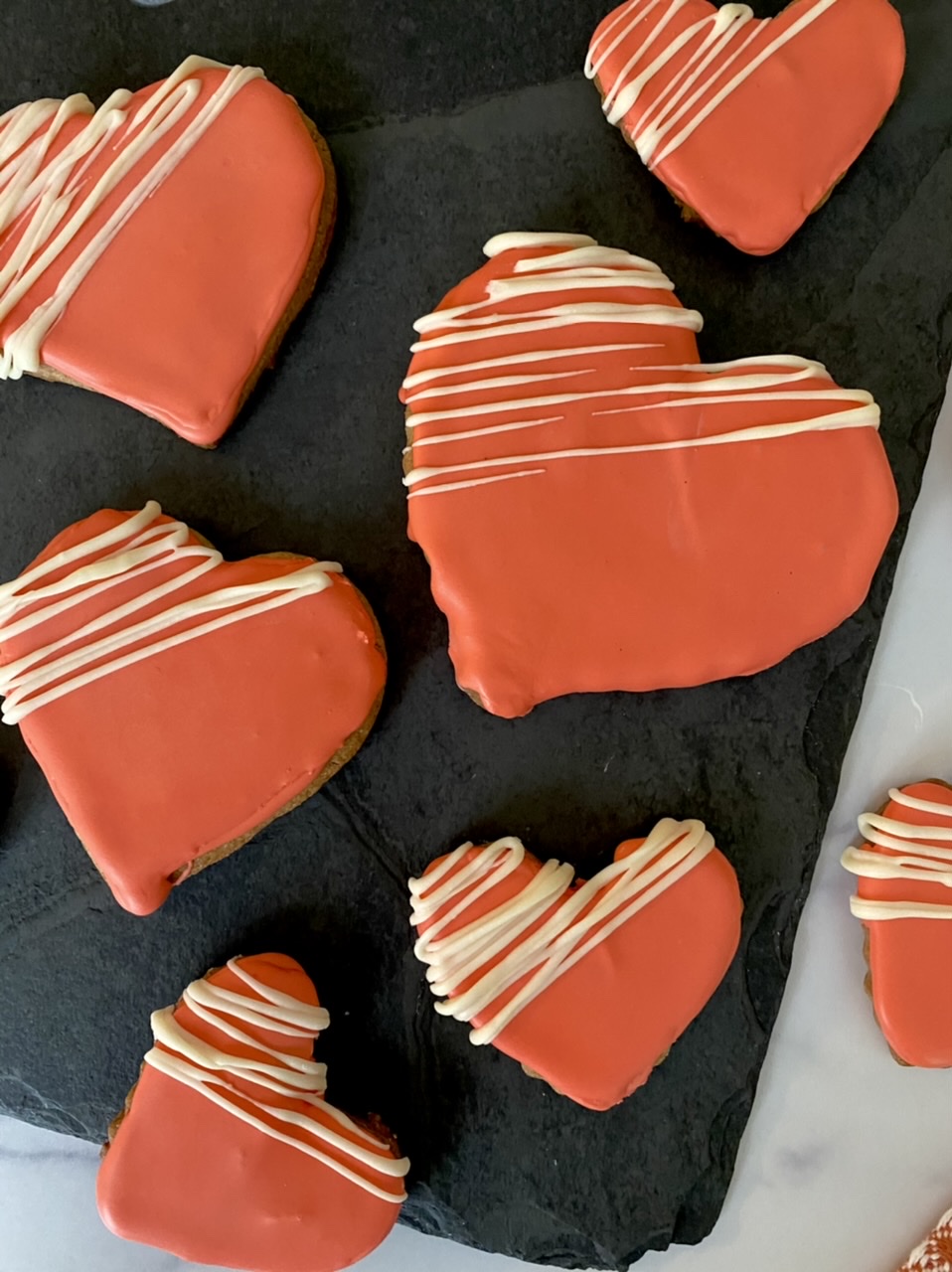 A6B728CE 6EC0 4F19 AB79 8C699145EFCC - Amaretto Sugar Heart Cookies with Black Cherry Icing