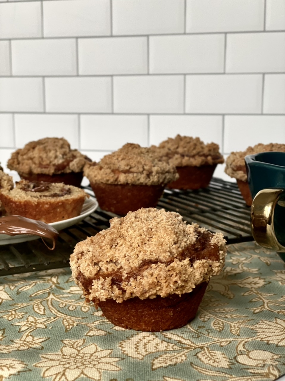 C6645377 4654 44F2 B96A 20396B8971D7 - Nutella Swirl Coffeecake Muffins