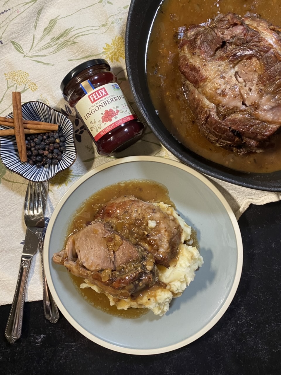 FD760596 3998 410A BD24 EDE036D148D9 - Lingonberry Roast Boar / Roast Pork with Horseradish Mashed Potatoes