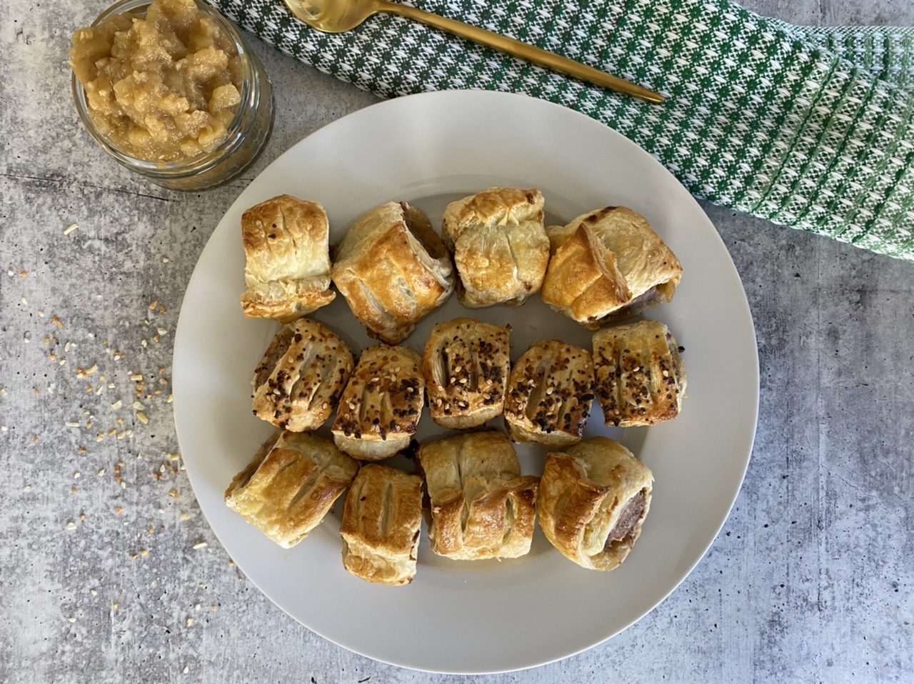 4C5DF247 BE3F 45A5 9CF9 F7DFE6B6F97B - How to Make Sausage Rolls with Apple Chutney