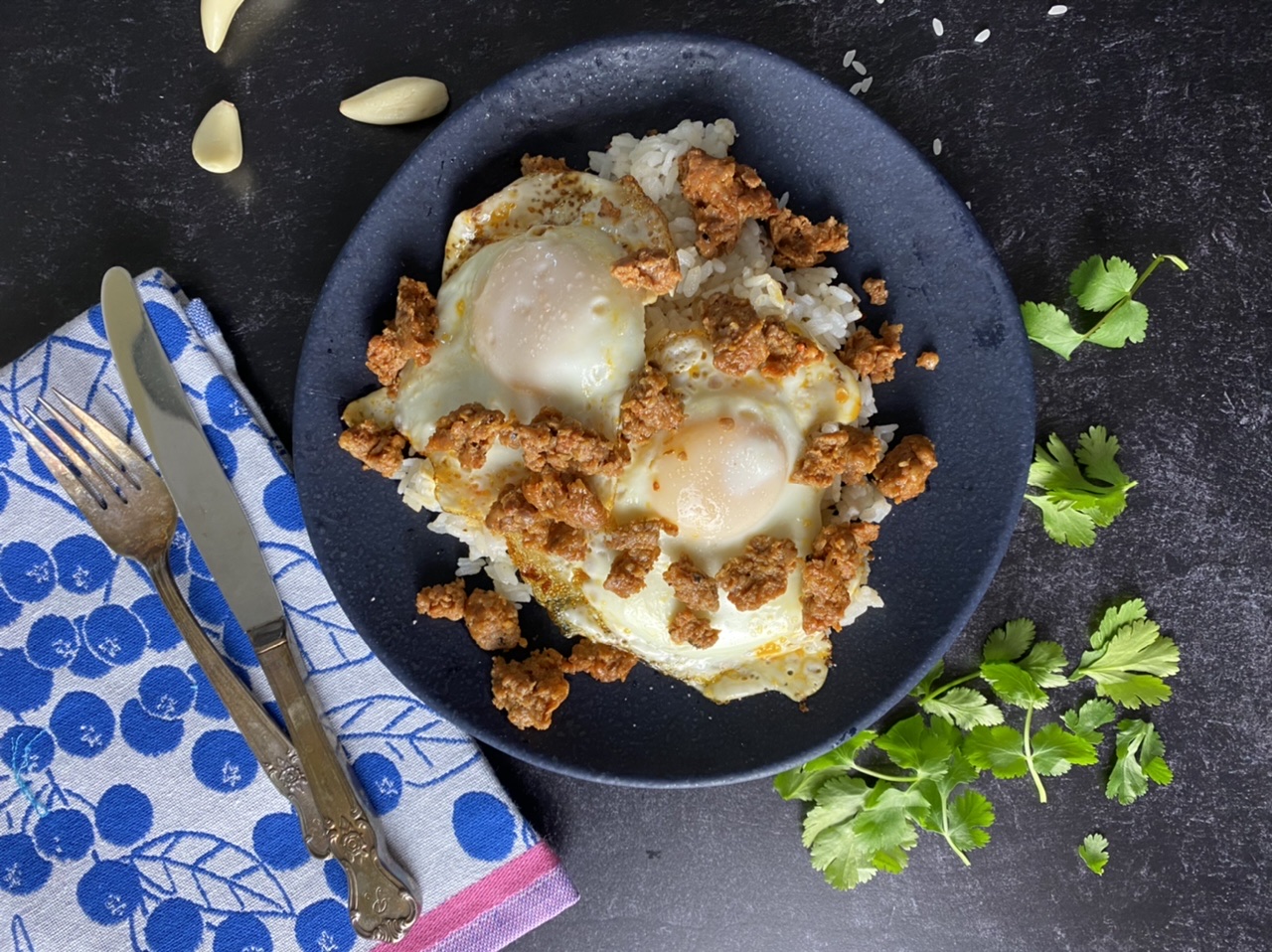 329ABAB2 F3C0 4A9B A4D9 F2B04D9303EB - Fusion Tocilog- Filipino Breakfast with Chorizo & Garlic Rice