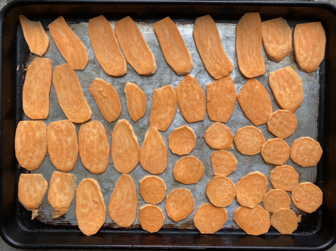 2ABE1FE5 EB29 4A17 B469 557065AB20DC - Loaded Sweet Potato Nachos with Chorizo & Homemade “Refried” Beans